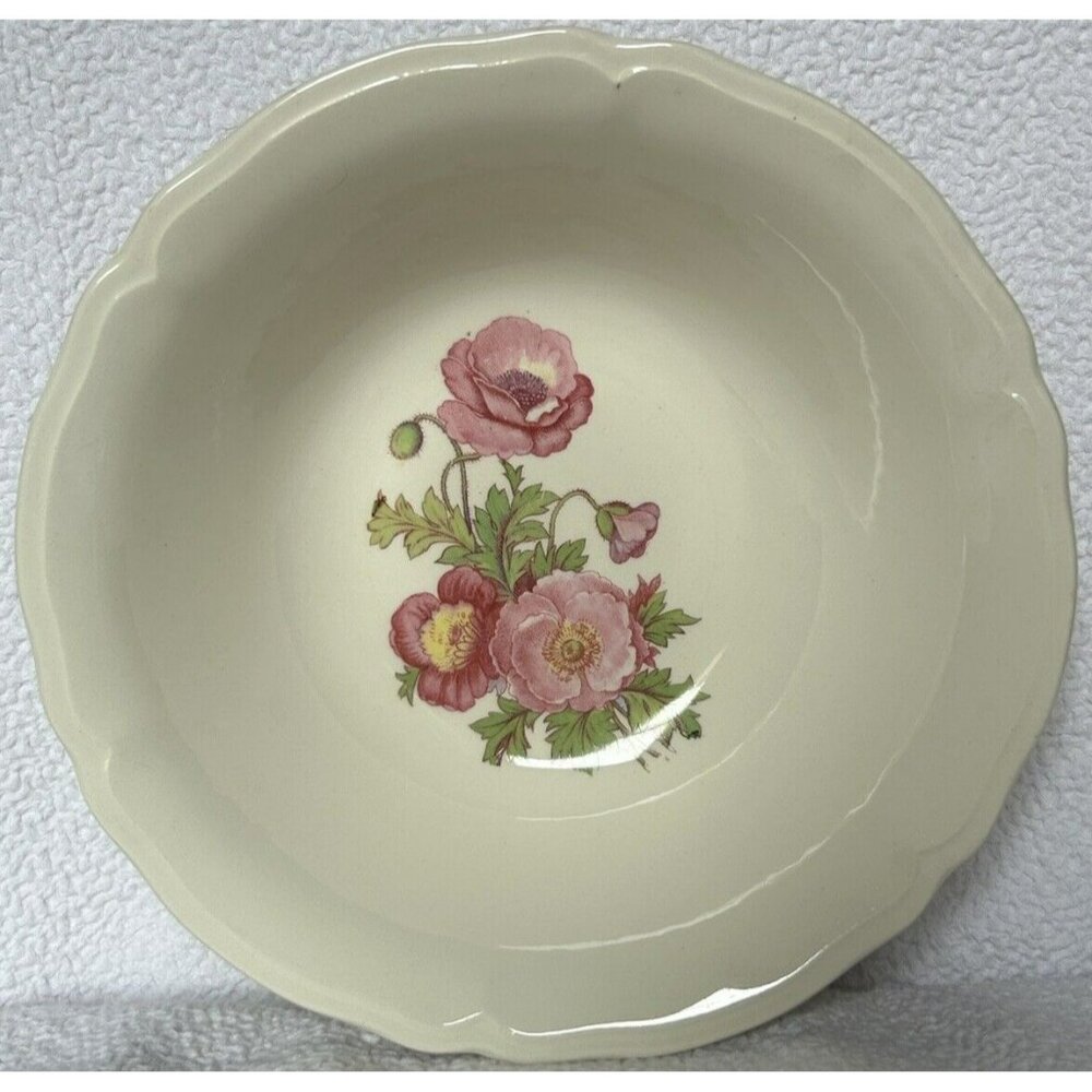 Edwin M. Knowles Serving Bowl 8 5/8”W x 2 1/2”H Vintage 1946 Pattern KNO86